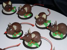 Christmas Eve Mice