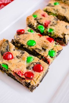 Christmas M&M Cookie Bars