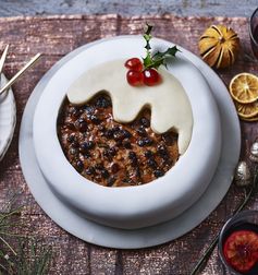 Christmas pudding cake