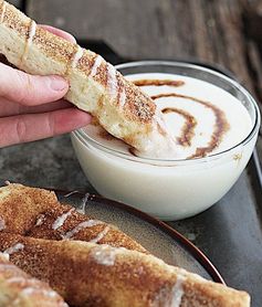 Cinnamon Roll Dippers (No Yeast
