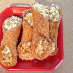 Cinnamon Sugar Cannoli