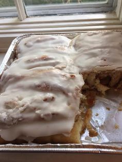 Classic Amish Cinnamon Rolls