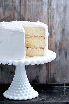 Classic Vanilla Buttercream Frosting