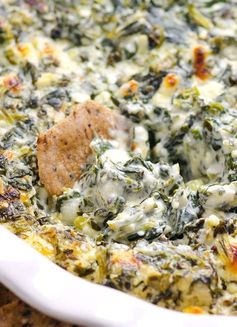 Clean Eating Baked Spinach Feta Dip