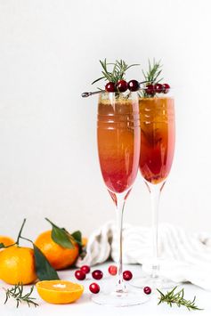 Clementine Cranberry Prosecco Cocktail