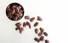 Cocoa & Cayenne Pecans