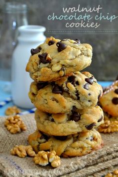 (Copycat Levain Bakery Walnut Chocolate Chip Cookies & My Walnut Harvest '14 Recap with Diamond Nuts