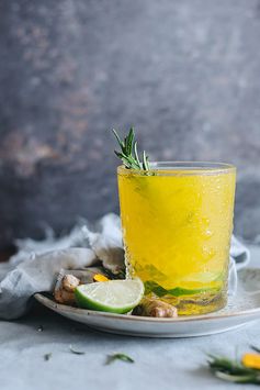 Cozy Turmeric Lemonade for Digestive Relief