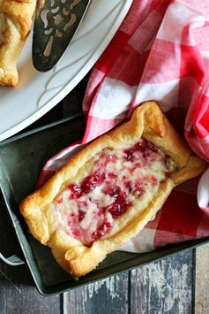 Cranberry Vanilla Bean Danishes