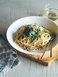 Creamy Garlic and Pancetta Spaghetti