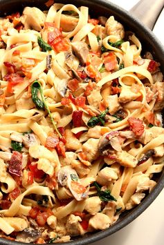 Creamy Mushroom Chicken Pasta