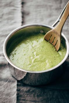 Creamy Spinach and Roasted Poblano Sauce