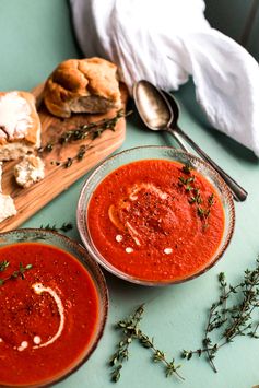 Creamy Vegan Tomato Bisque with a Kick