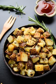 Crispy Vegan Breakfast Potatoes with Garlic-Herb Oil