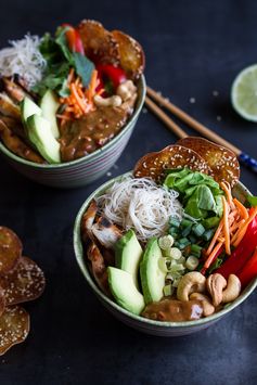 Deconstructed Vietnamase Chicken, Avocado + Lemongrass Spring Roll Salad