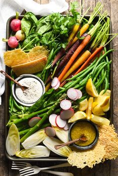 DIY Spring Salad Board