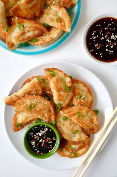 Easy Chicken Potstickers with Soy Dipping Sauce