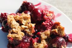 Easy Frozen Berry Crisp