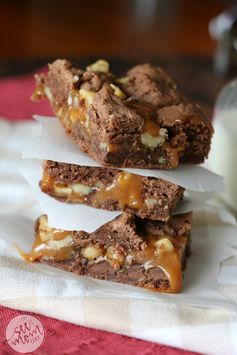 Easy Gooey Chocolate Caramel Bars