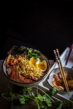 EASY KIMCHI RAMEN (4 servings