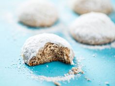 Easy Mexican Wedding Cookies