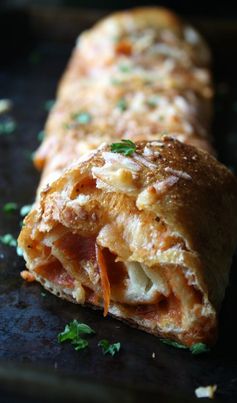 Easy Pepperoni Stromboli