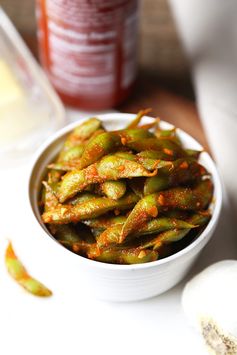 Edamame with Sriracha Buffalo Sauce