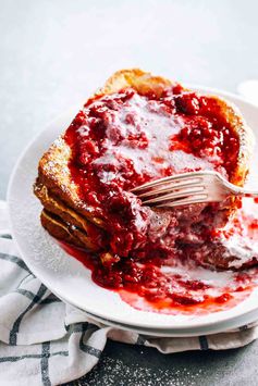 Eggnog French Toast with Raspberry Sauce