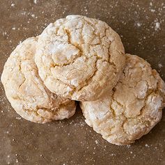 French Vanilla Crinkle Cookies