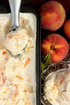 Fresh Peach Ice Cream – no churn ice cream