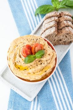 Fresh Tomato Basil Hummus