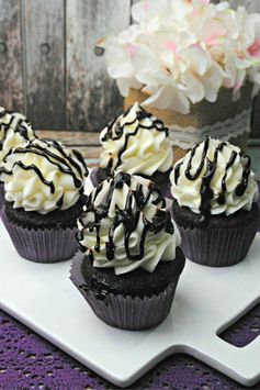 Fudgy Chocolate Granche Stuffed Cupcakes