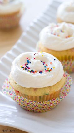 Funfetti Vanilla Cupcakes