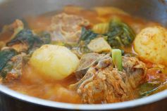 Gamjatang (Spicy Pork Bone Stew