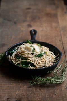 Garlic Butter Pasta with Spinach and Parmesan