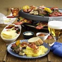 Geselliges Raclette-Essen