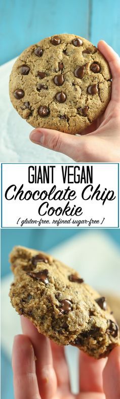 Giant Vegan Chocolate Chip Cookie [gluten-free]