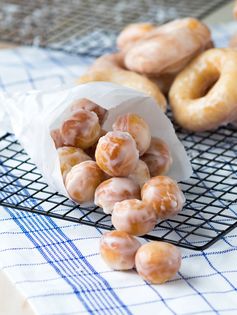 Glazed Donuts (Krispy Kreme Recipe Copycat