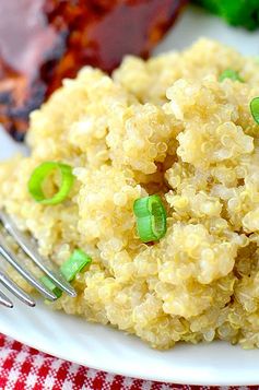 Gluten-free Creamy Parmesan-Garlic Quinoa