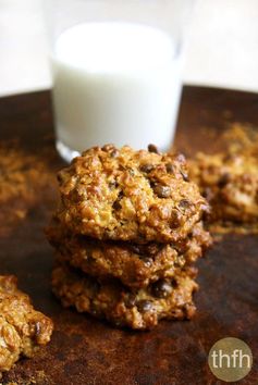 Gluten-Free Vegan Peanut Butter Chocolate Chip Oatmeal Cookies (Vegan, Gluten-Free, Dairy-Free, Egg-Free, No Refined Sugar