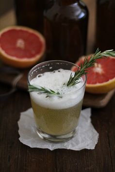 Grapefruit Rosemary Kombucha