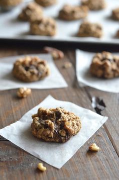 Healthy Dark Chocolate Walnut Cookies