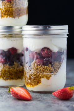 High Protein Berry Yogurt Parfaits (Make Ahead