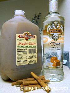 Hot Caramel Apple Cider for grown ups