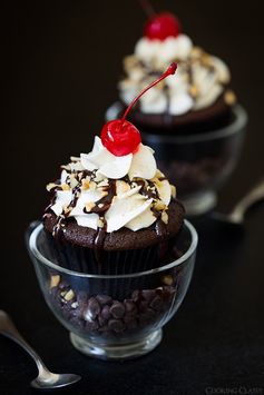 Hot Fudge Sundae Cupcakes