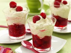 How to Make a Quick and Easy Scottish Cranachan Dessert