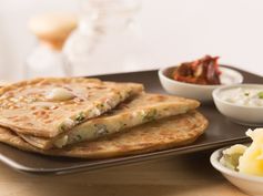 How to make aloo paratha