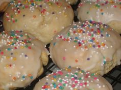 Italian Lemon Cookies With Sprinkles