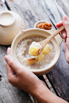 Japanese Rice Porridge with Sweet potato いも茶がゆ