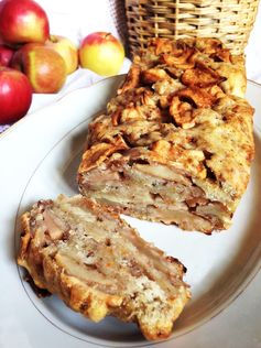 Jewish Apple Loaf Cake